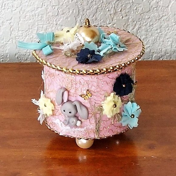 Tooth Fairy Box, Girls Ring Box, Girls Jewelry Box, Bunny Trinket Box - Picture 1 of 5